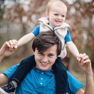 Meet your Posher, Caige